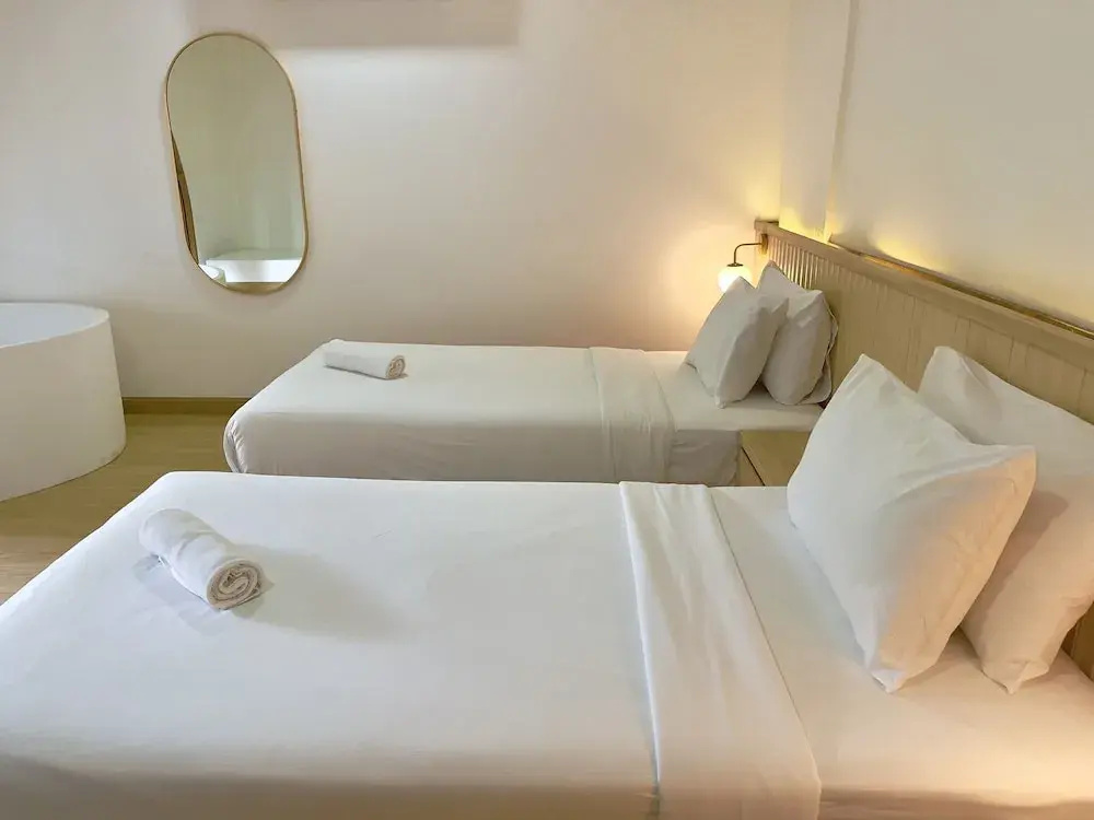 Deluxe Double room (twin beds)