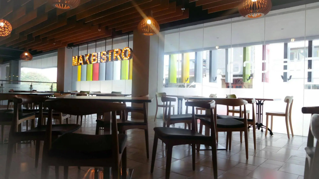 MaxOne Hotels at Pemuda - Général