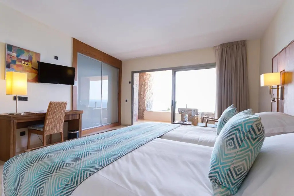 Double room with sea view (twin beds)