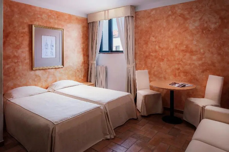 Hotel Roma Prague - Chambres