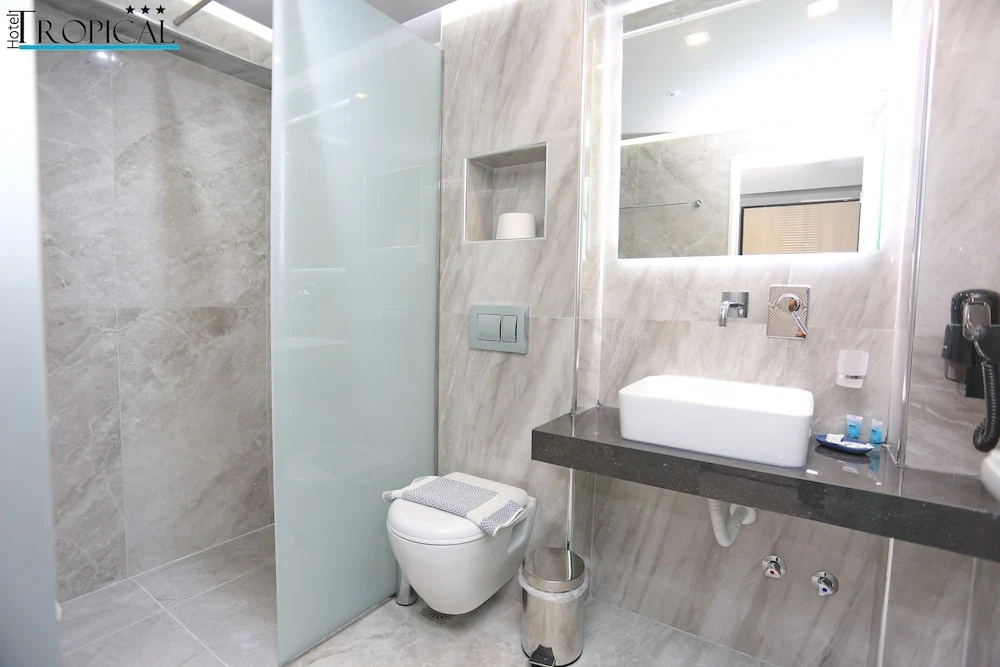 Executive Double room with garden view (full double bed)