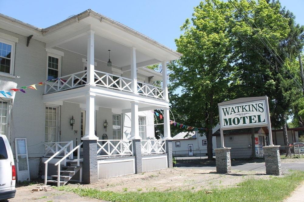 Watkins Motel image