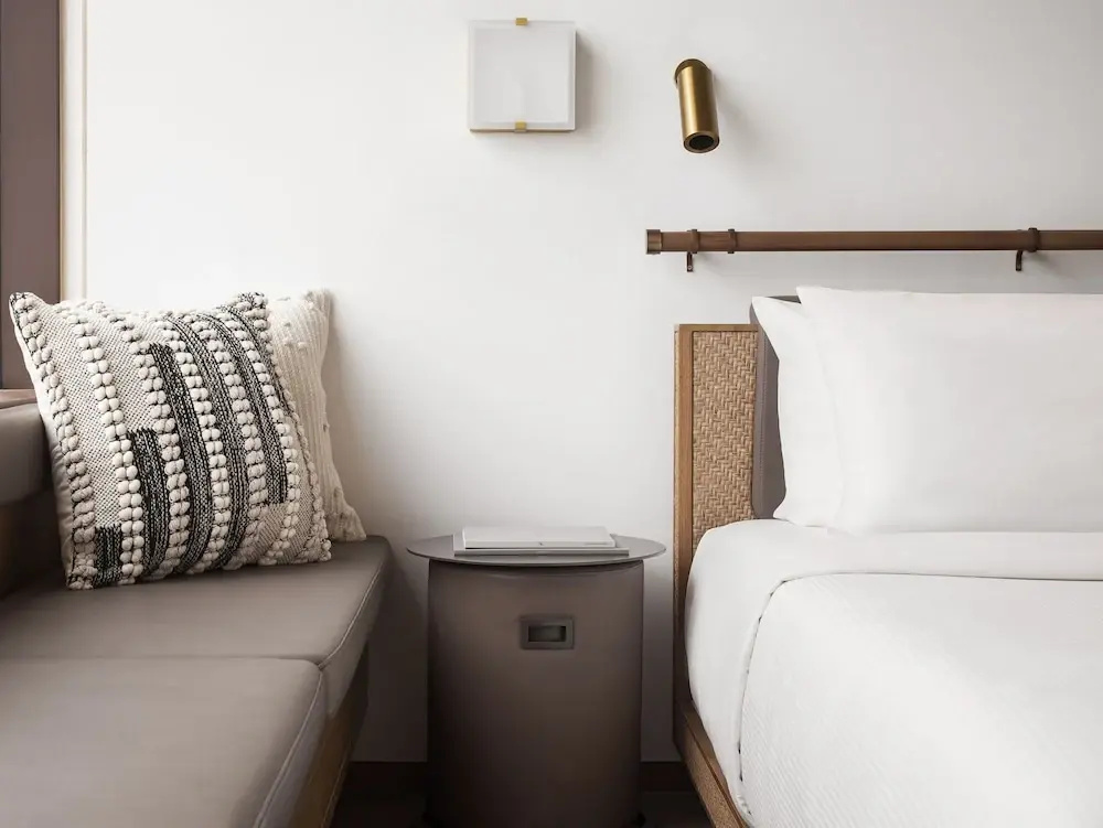 Deluxe Double room with city view (twin beds)