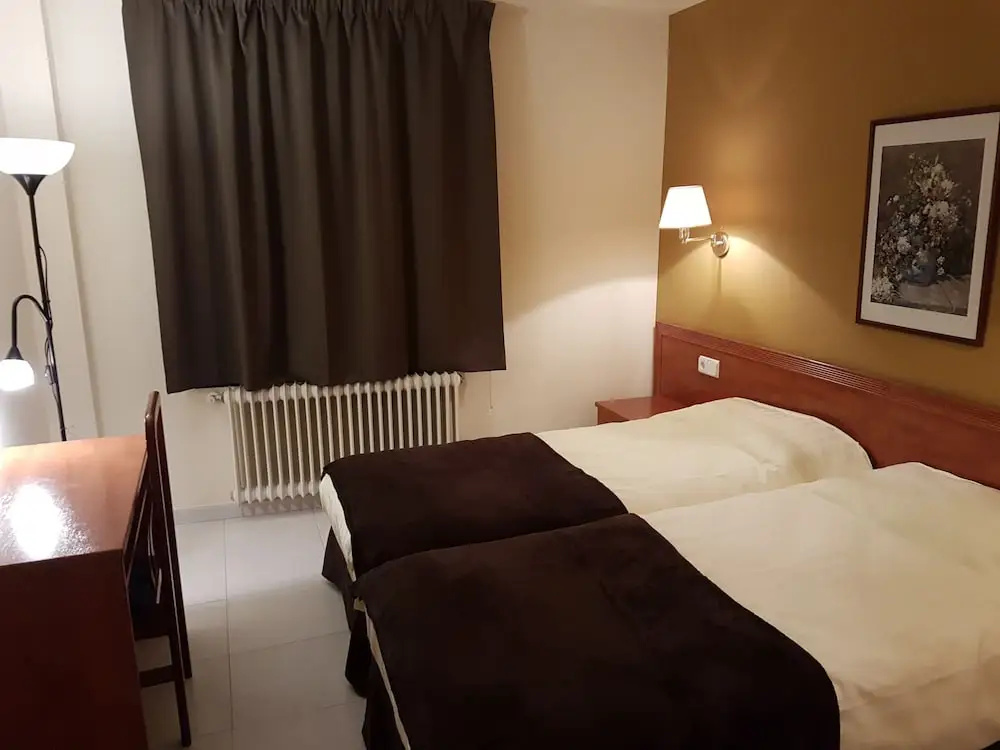 Hotel Guineu - Chambres