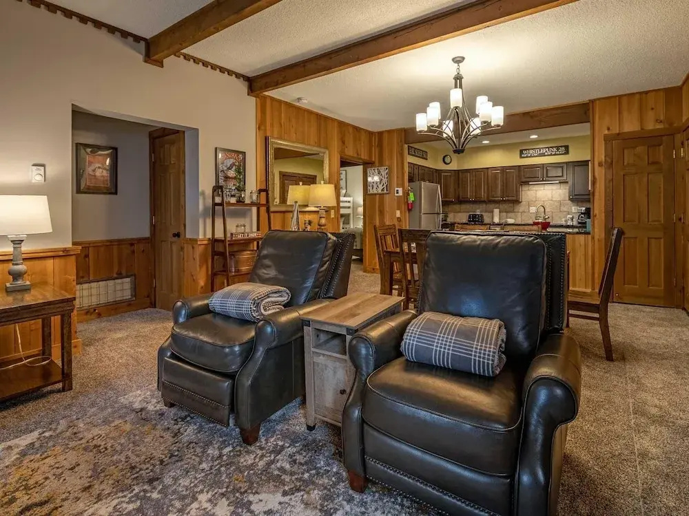 2 Br: Whistlepunk 28