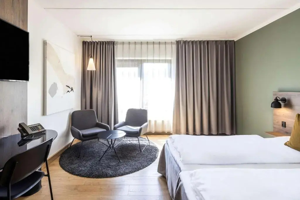 Superior Double room (full double bed)