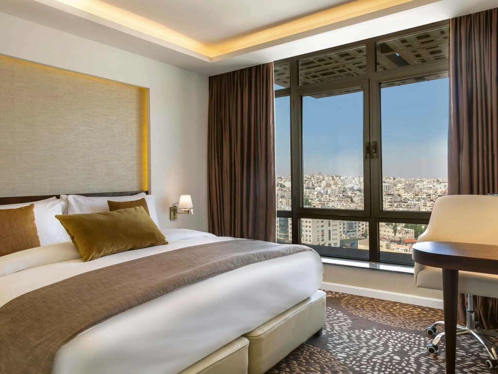 Movenpick Hotel Amman (ex Holiday Inn Amman)