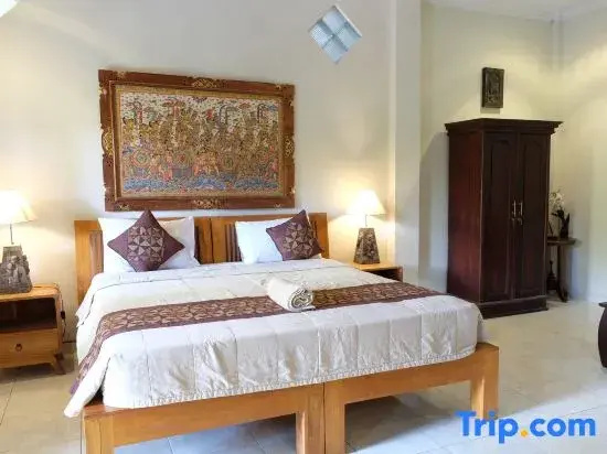 Deluxe Double room (full double bed)