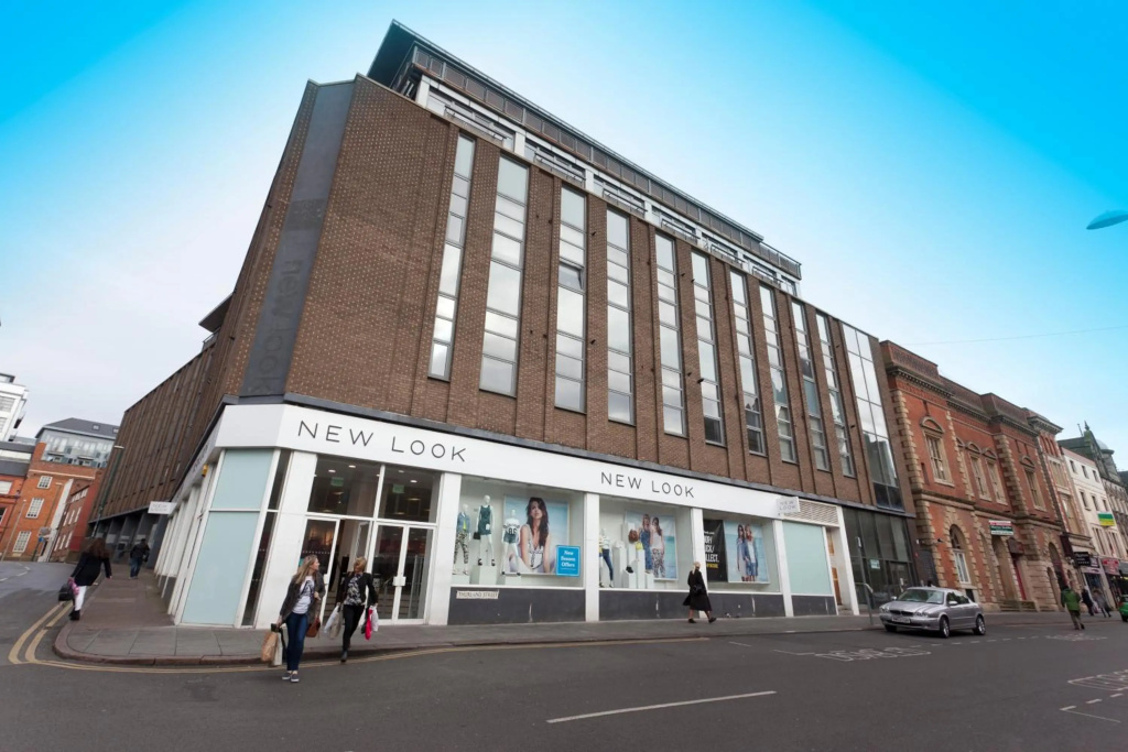 Lace Market Apartments by the Market Square - "New York Style Apartments" in Nottingham City Centre most Central Location by Victoria Centre Shopping Centre and Nightlife with Lounge and Full Kitchen - "Cook as you would at Home"