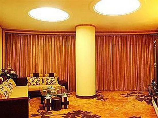 Yingde Huangchao International Hotel