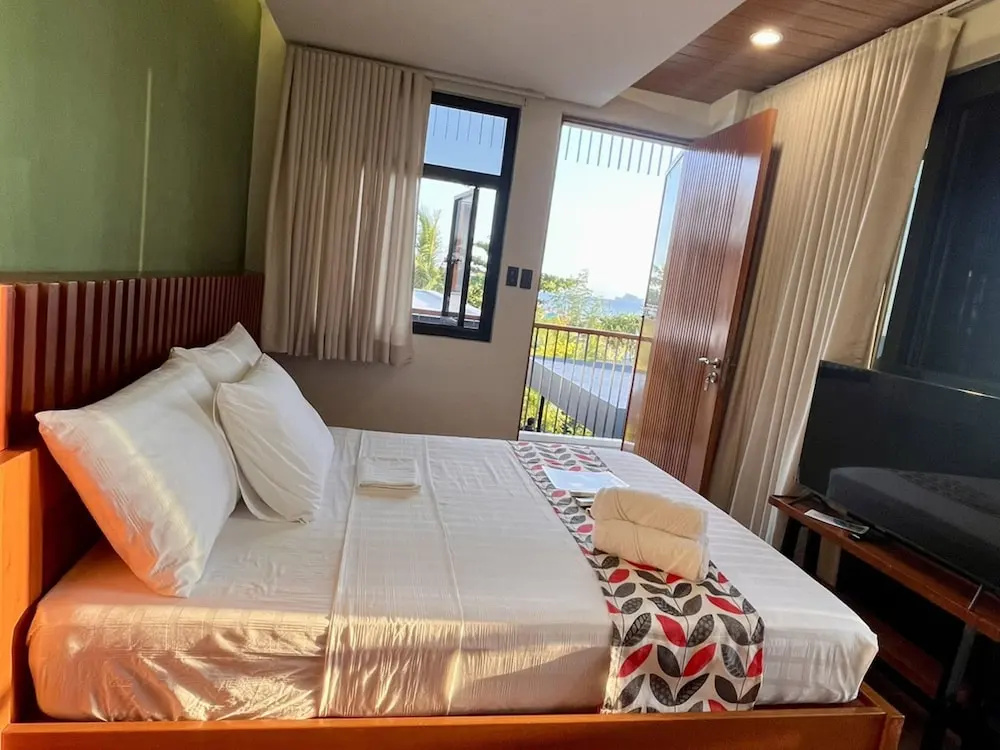 Mula De La Paz Beach Resort