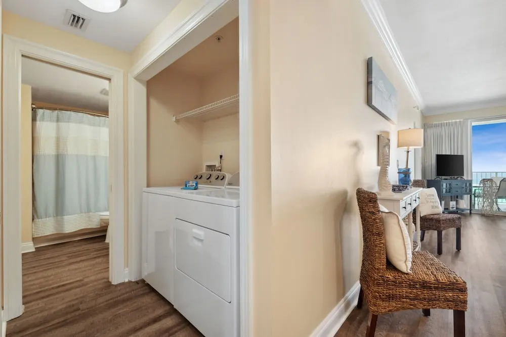 Boardwalk Beach Resort Condominium by Book That Condo - Général