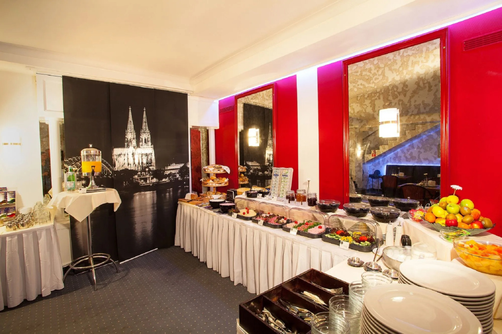 Hotel photo 11