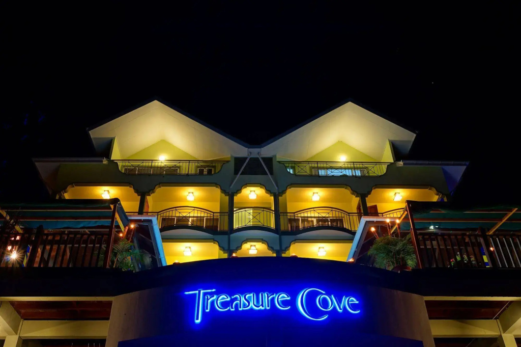 Treasure Cove — фото