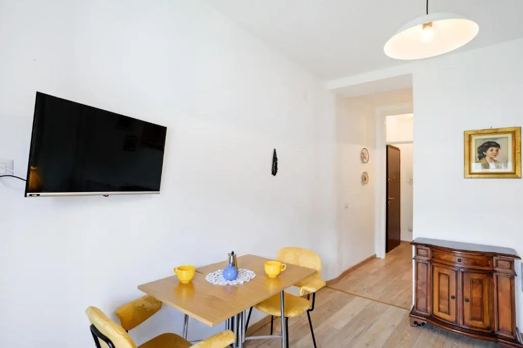 Casa Carla - cozy Apartment with garden -8 km to Bellagio!