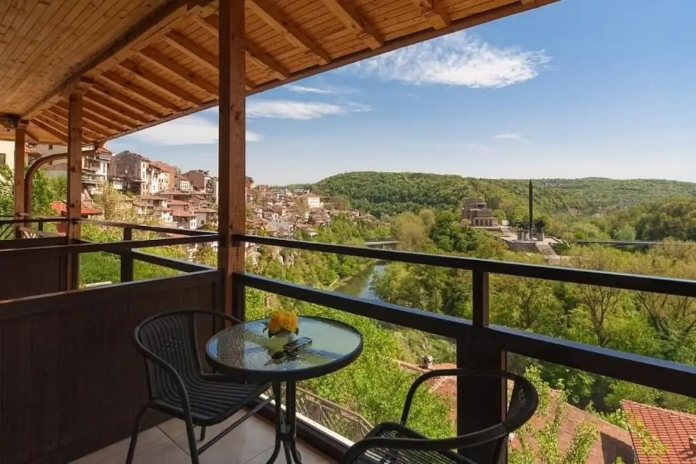 Balcony & Terrace