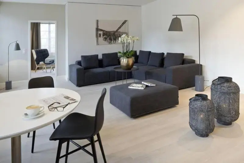 Standard Suite