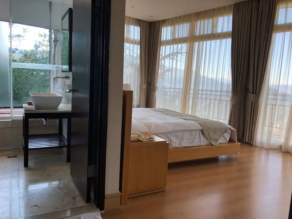 Premium room