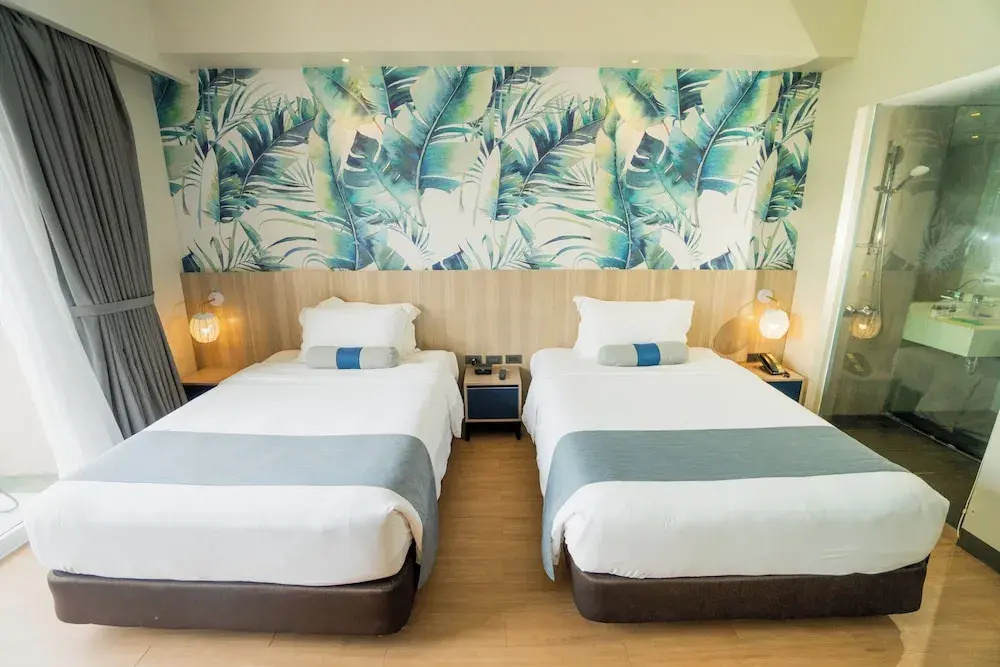 Premier room with balcony and with garden view
