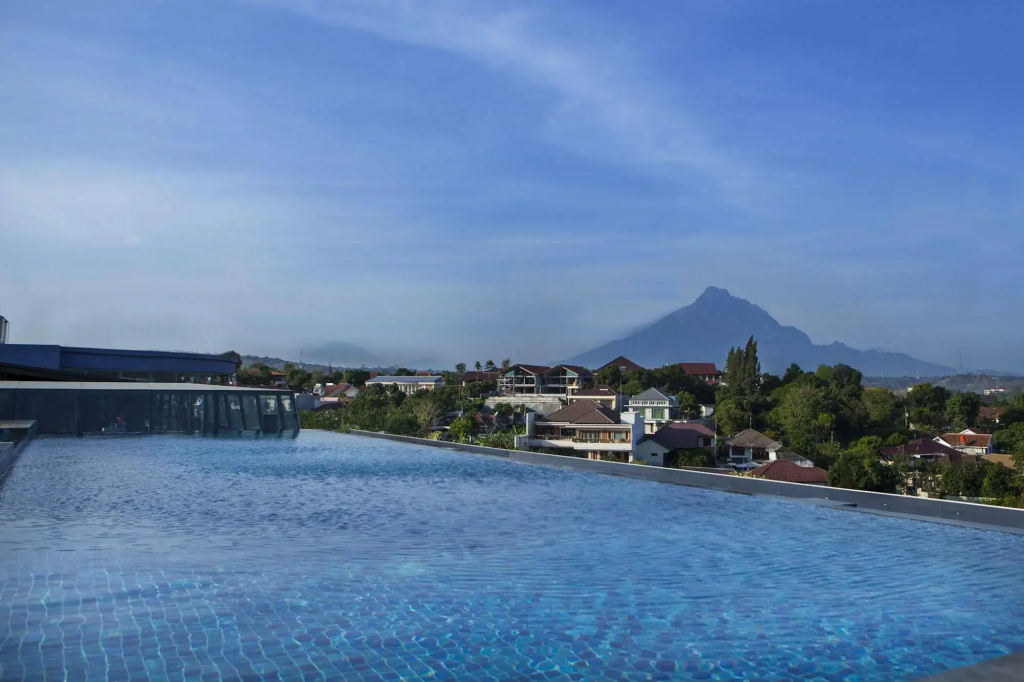 Grand Edge Hotel Semarang - Général