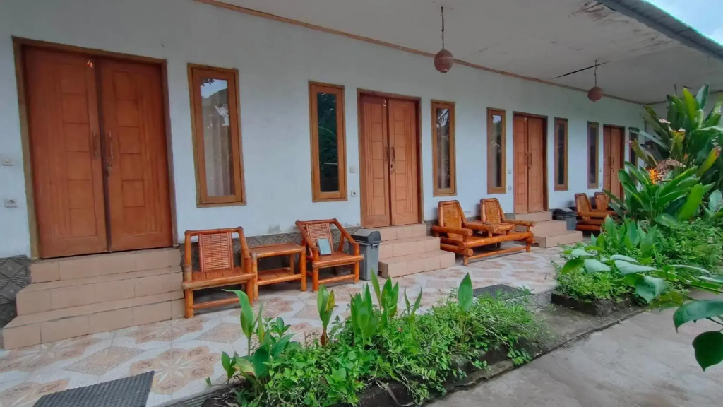 Dua Nina 2 Guesthouse