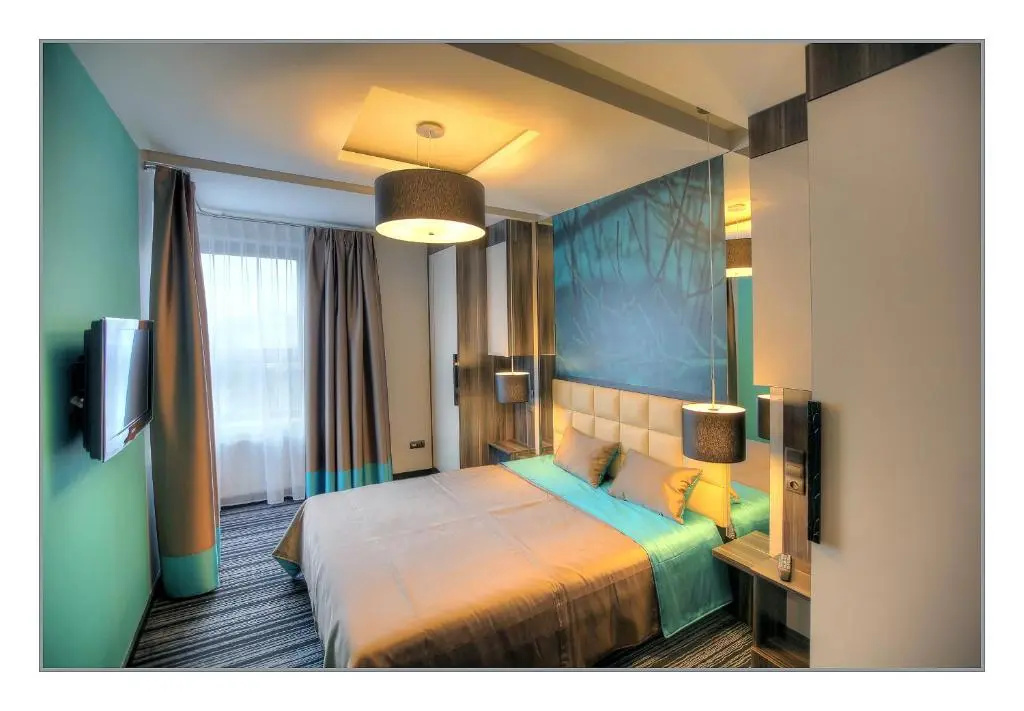 Economy room