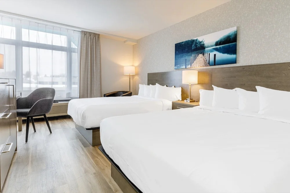 Superior Quadruple room