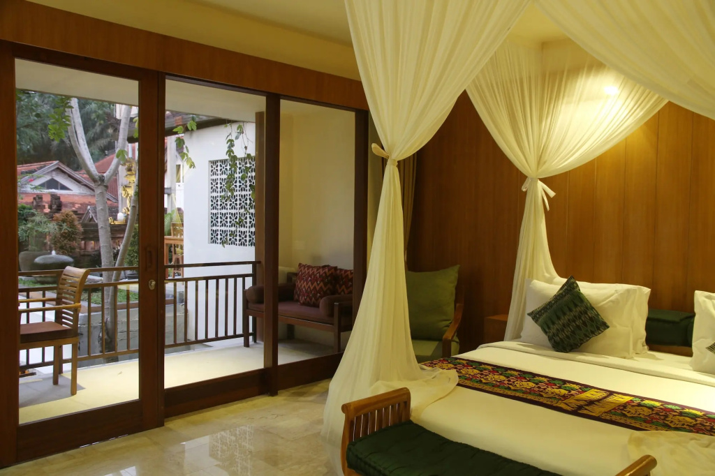 Balcony & Terrace