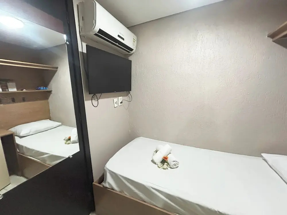 Economy room