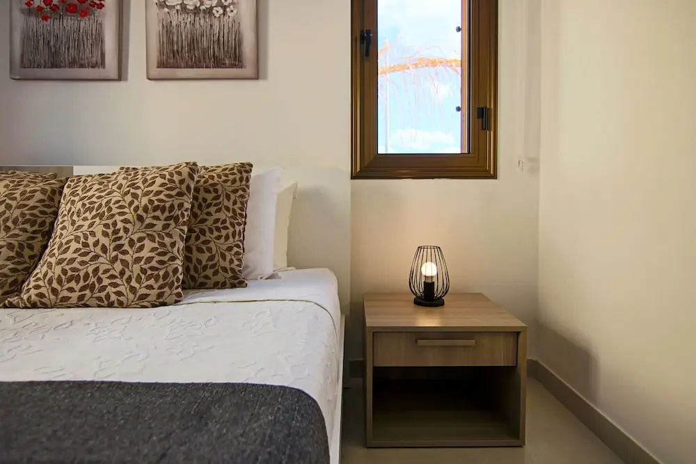 Phaedrus Living: CityView Luxury Flat Georgos 203