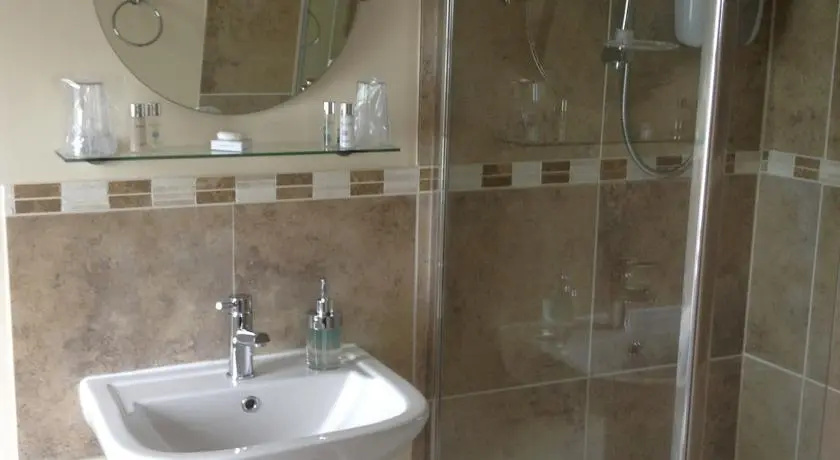 Oaklodge Bed and Breakfast