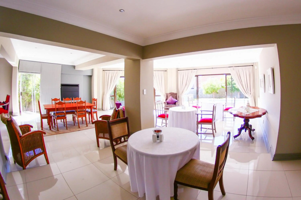 Alabaster Box B&B - фото 24