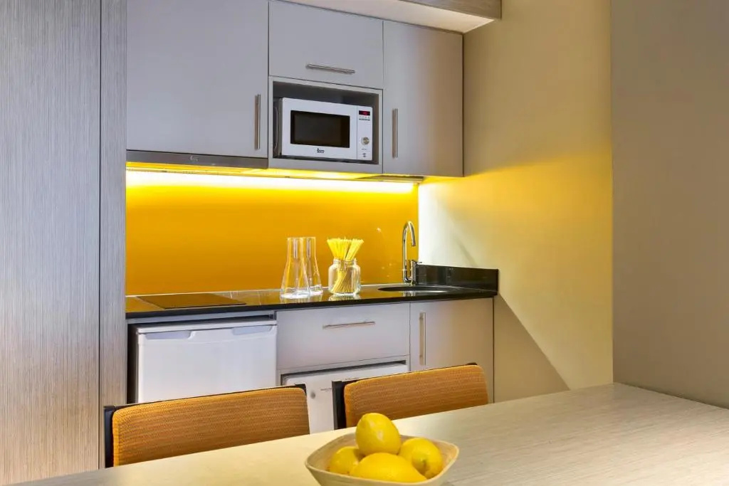Citadines Ramblas Barcelona - Chambres