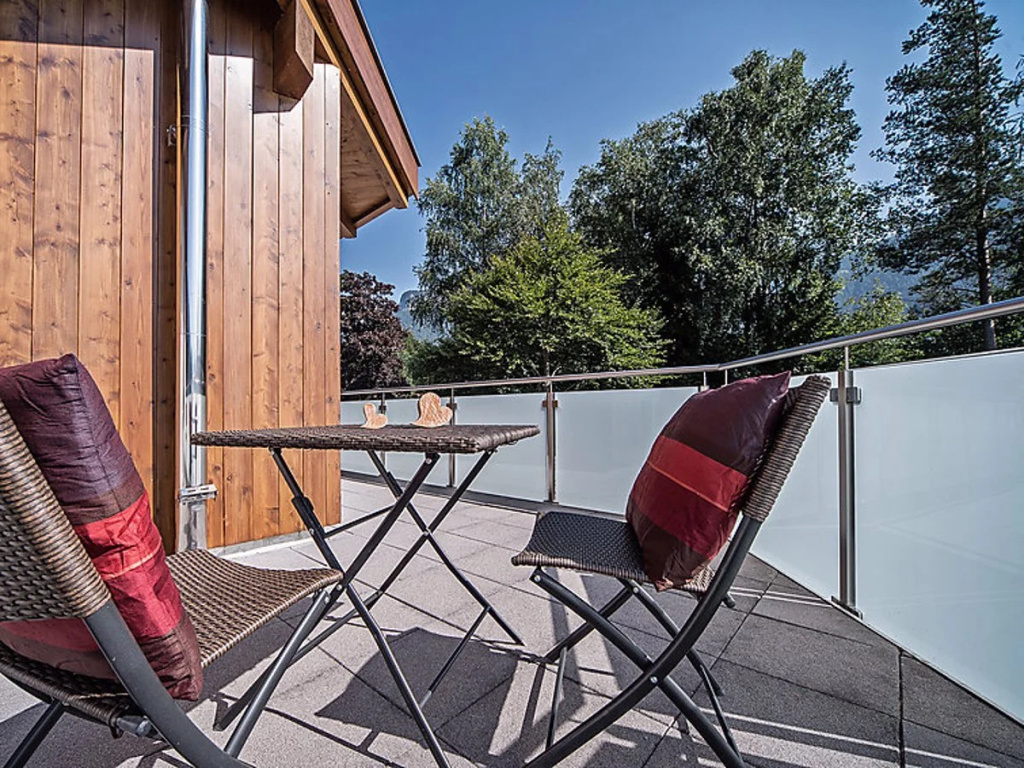 Balcony & Terrace