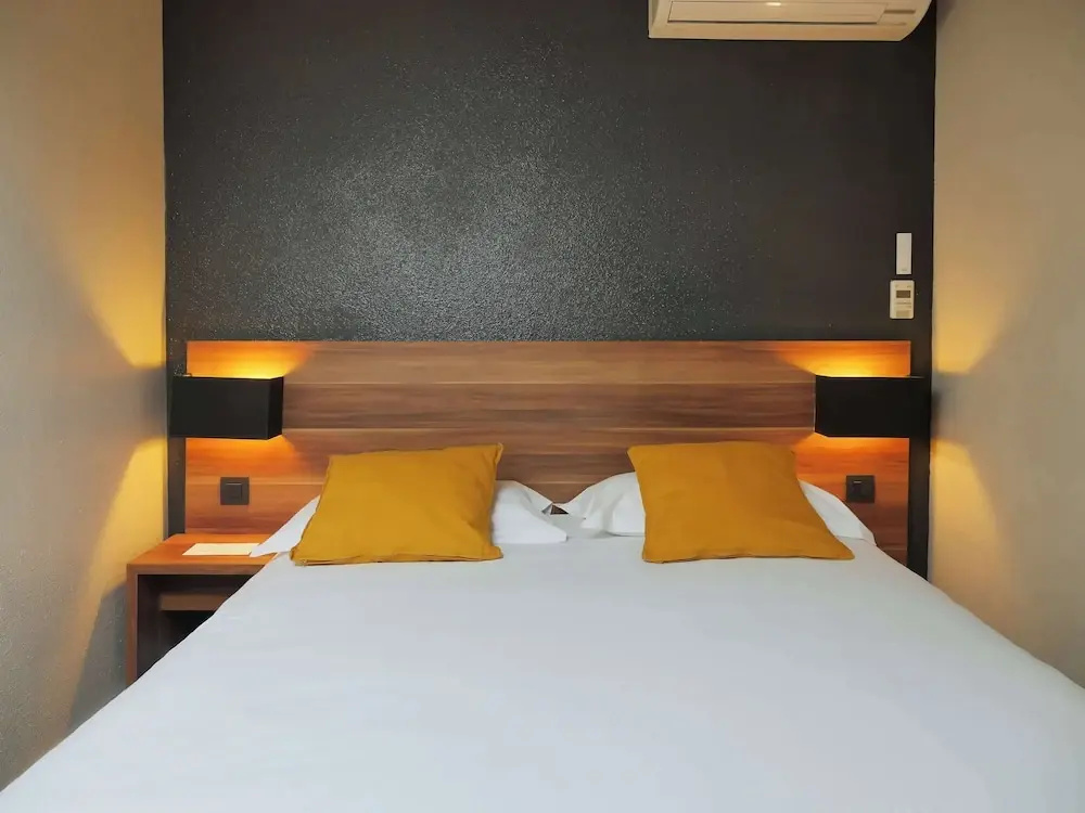Standard Double Attic room (full double bed)