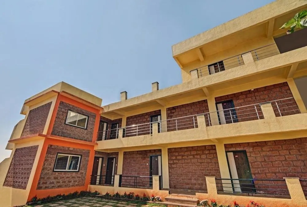 Aditya Hill View Inn