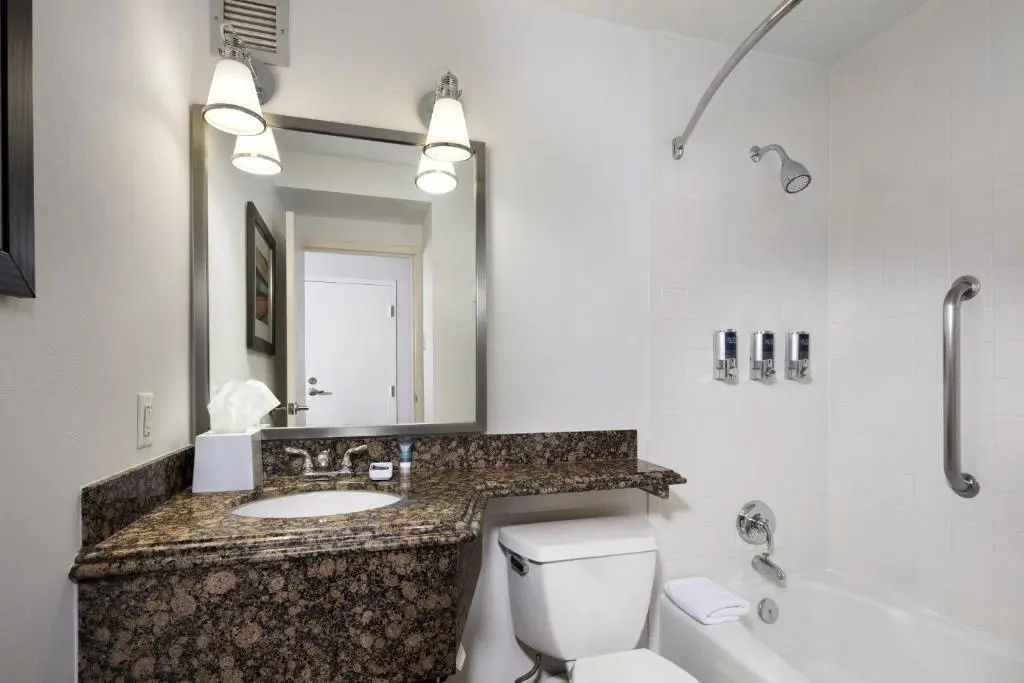 Four Points by Sheraton Kansas City Airport - Chambres