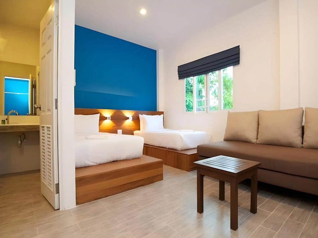 Thalassa — 4