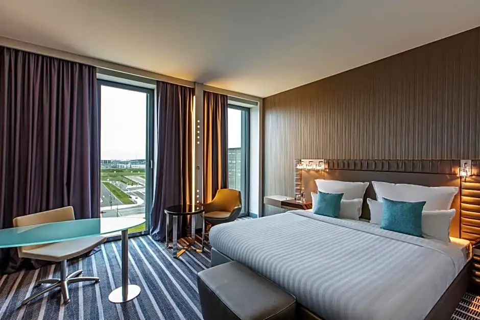 Double Junior Suite (full double bed)
