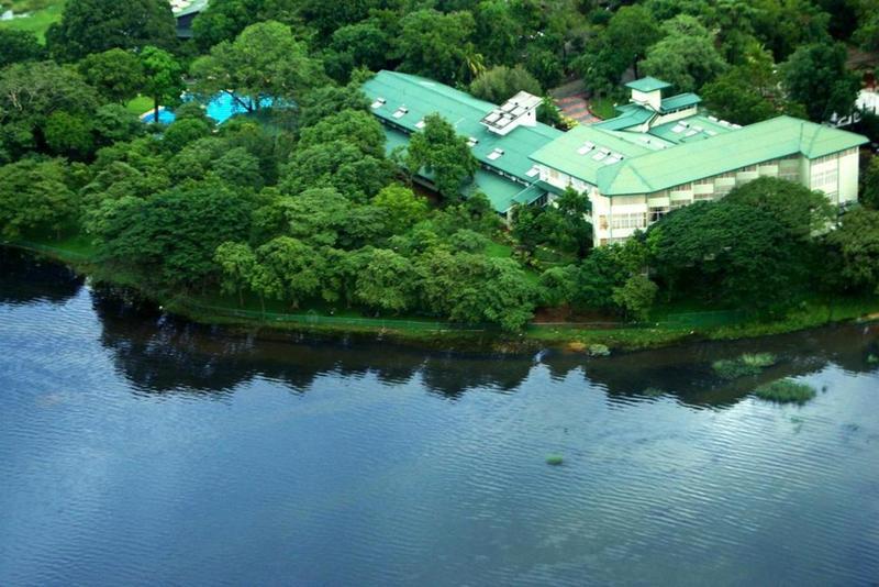Hotel Sudu Araliya