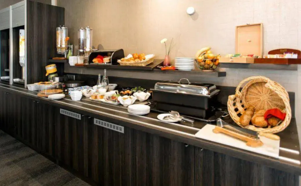 Hotel photo 11