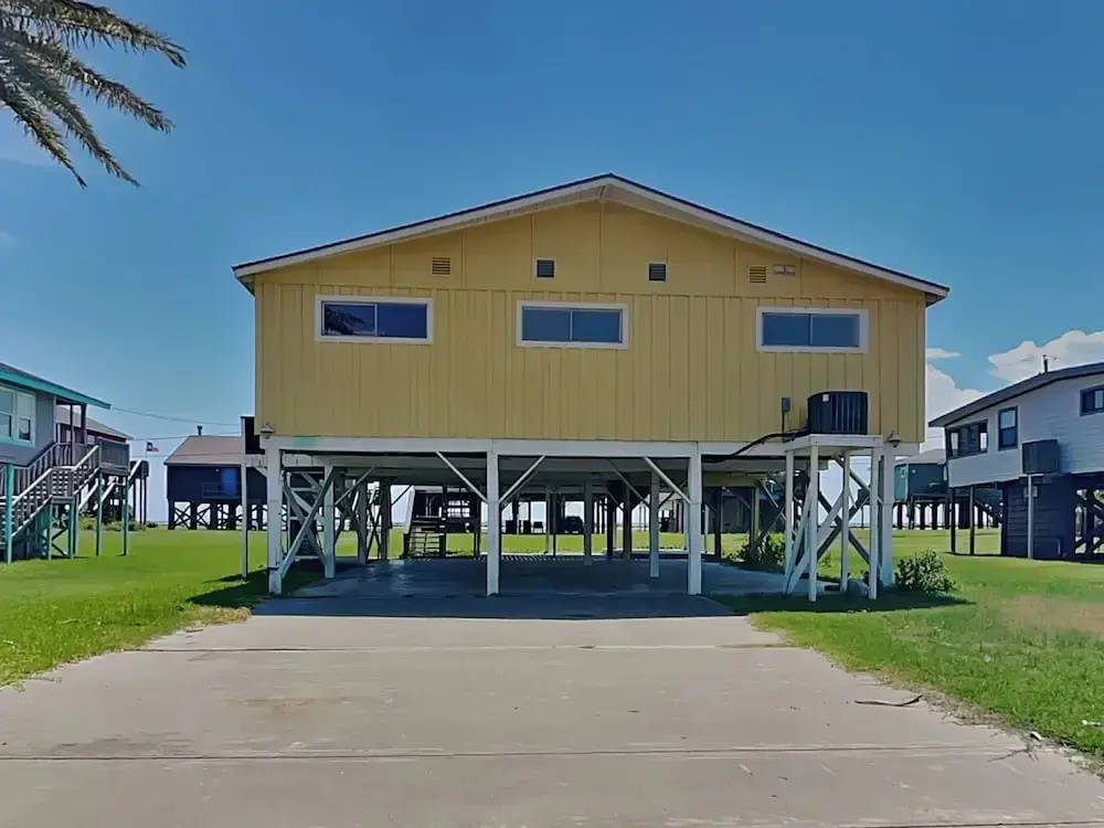 Surfside Casa de Playa by Ryson Vacation Rentals