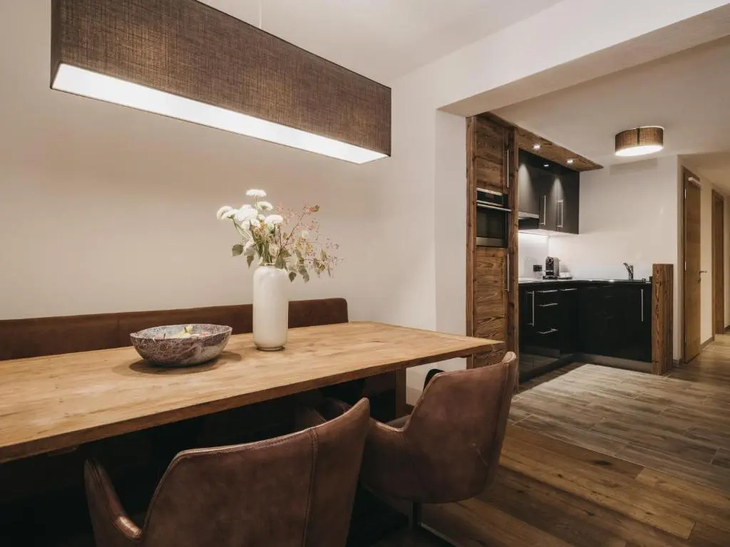 1 Bedroom Deluxe Apartment