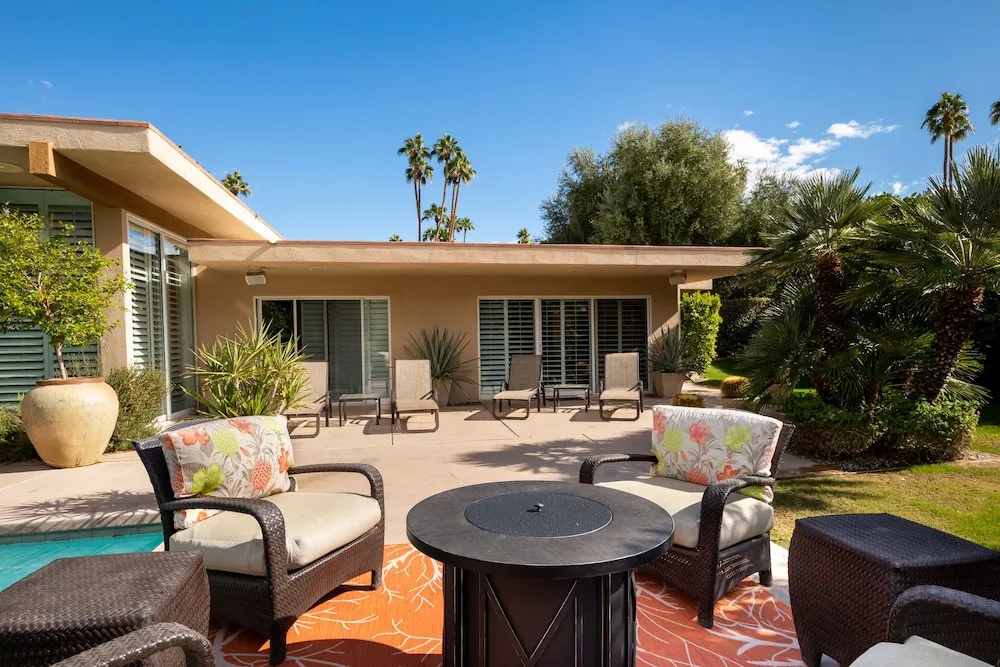 Indian Canyon Retreat