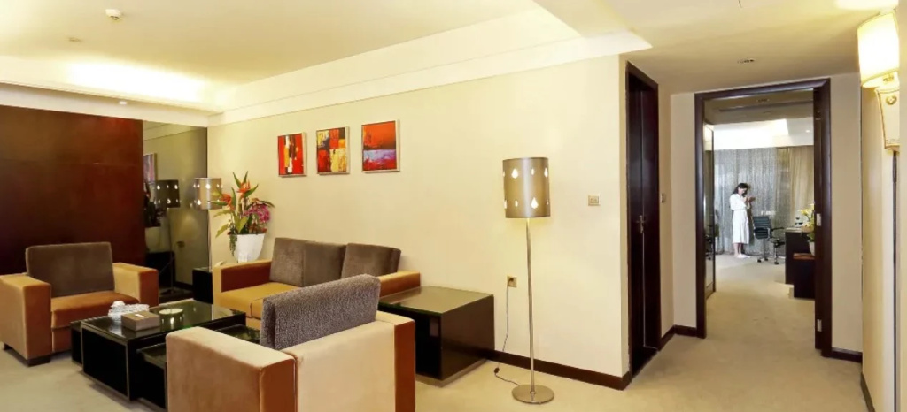 Lobby & Reception