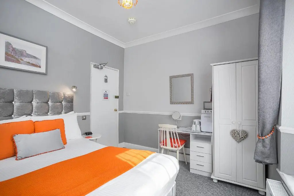 Standard Double room (full double bed)
