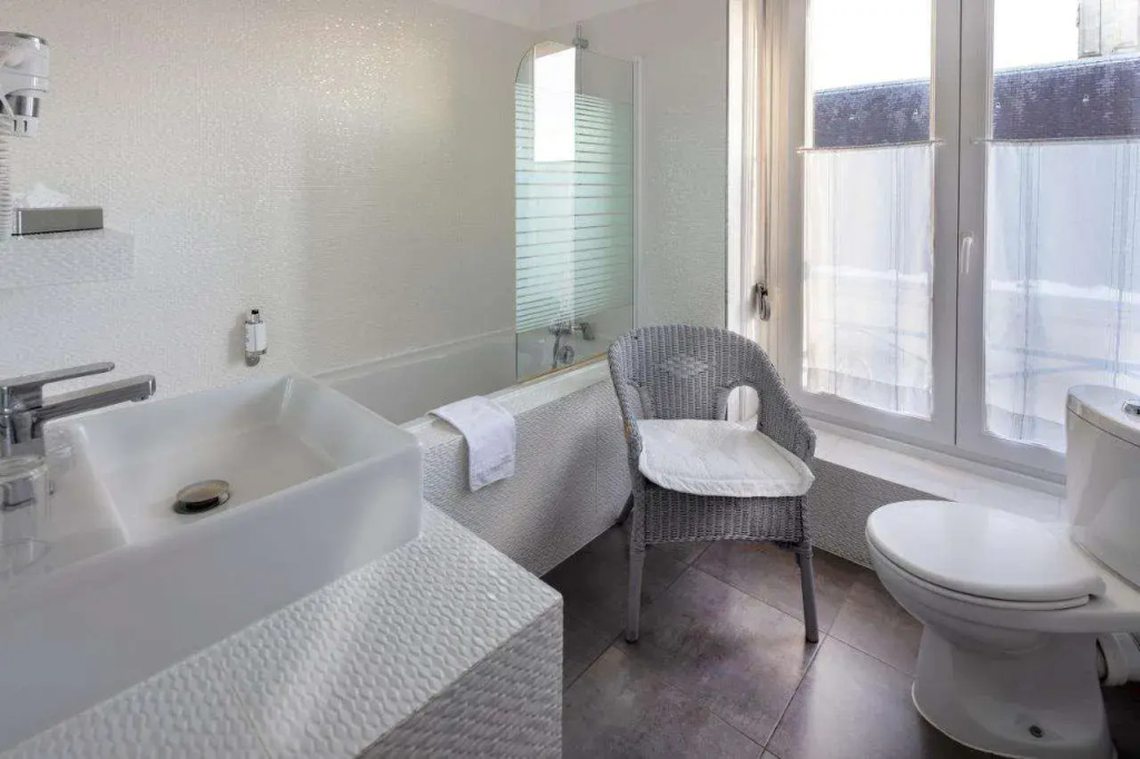 Hotel photo 8