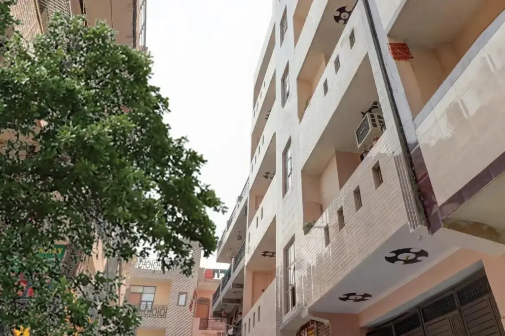 S K Residency by OYO Rooms