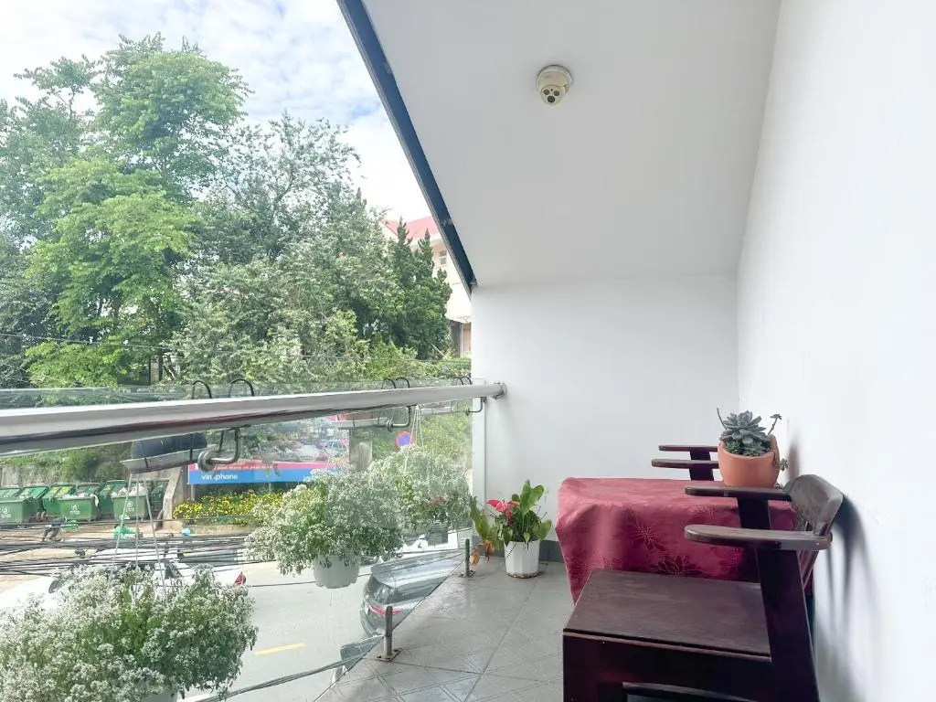 Balcony & Terrace