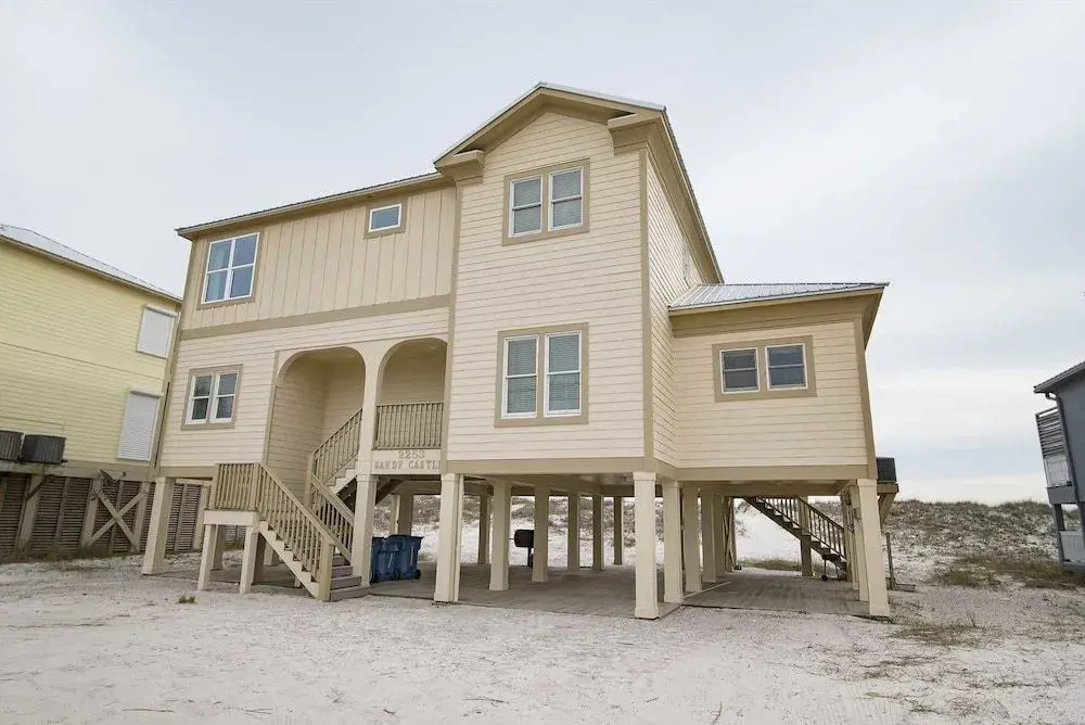 Sandy Castle Beach Home 4 Bedrooms 3 Bathrooms Home